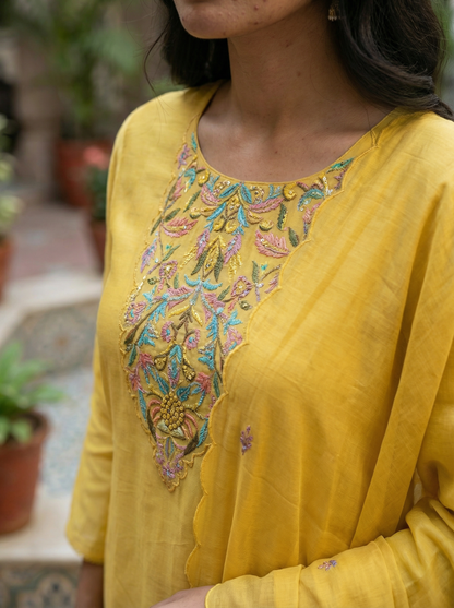 Royal yellow Embroidered Straight Kurta set with sheer Dupatta 12907