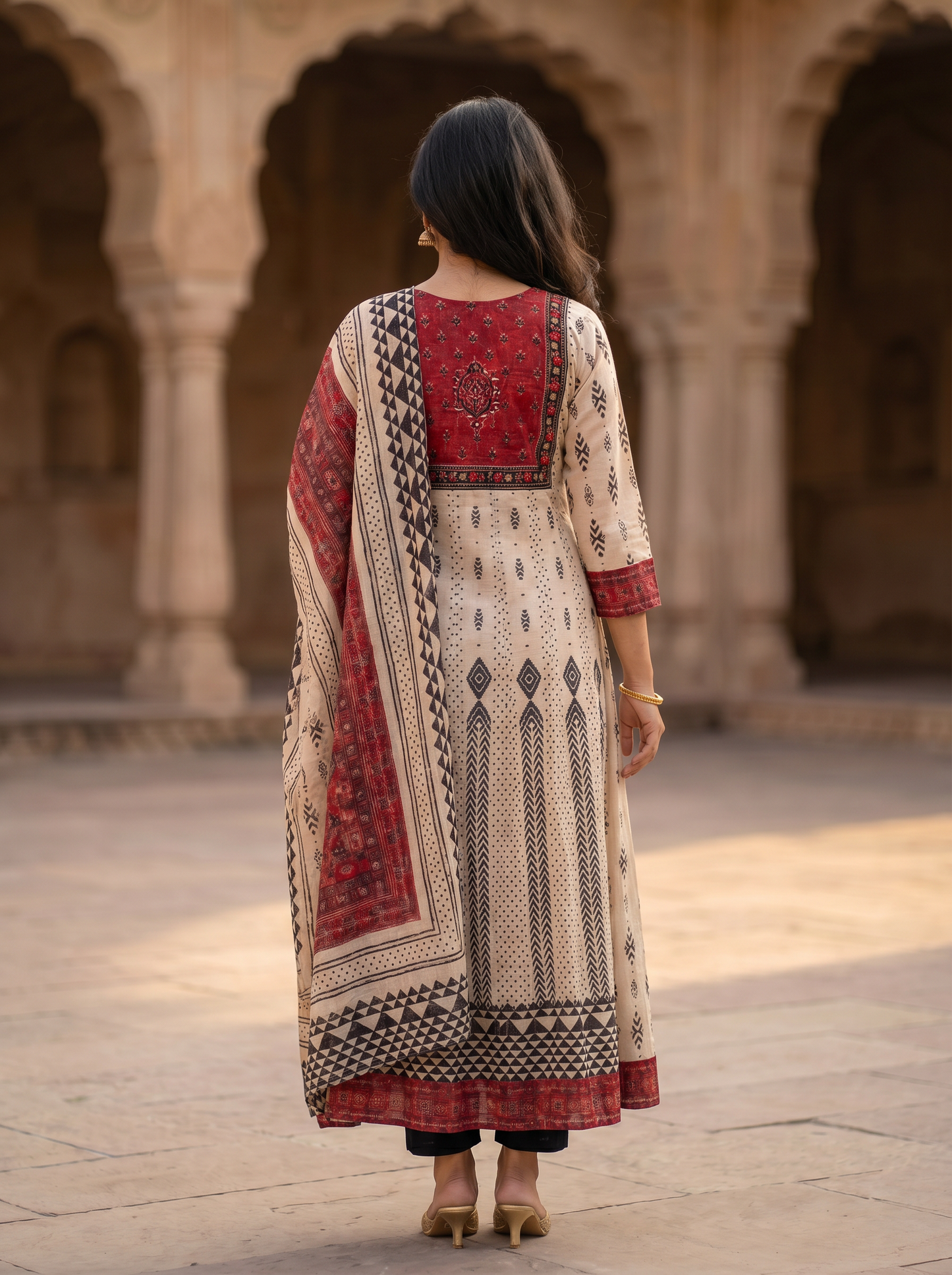 Cream Cotton Embroidery kurta set 12515