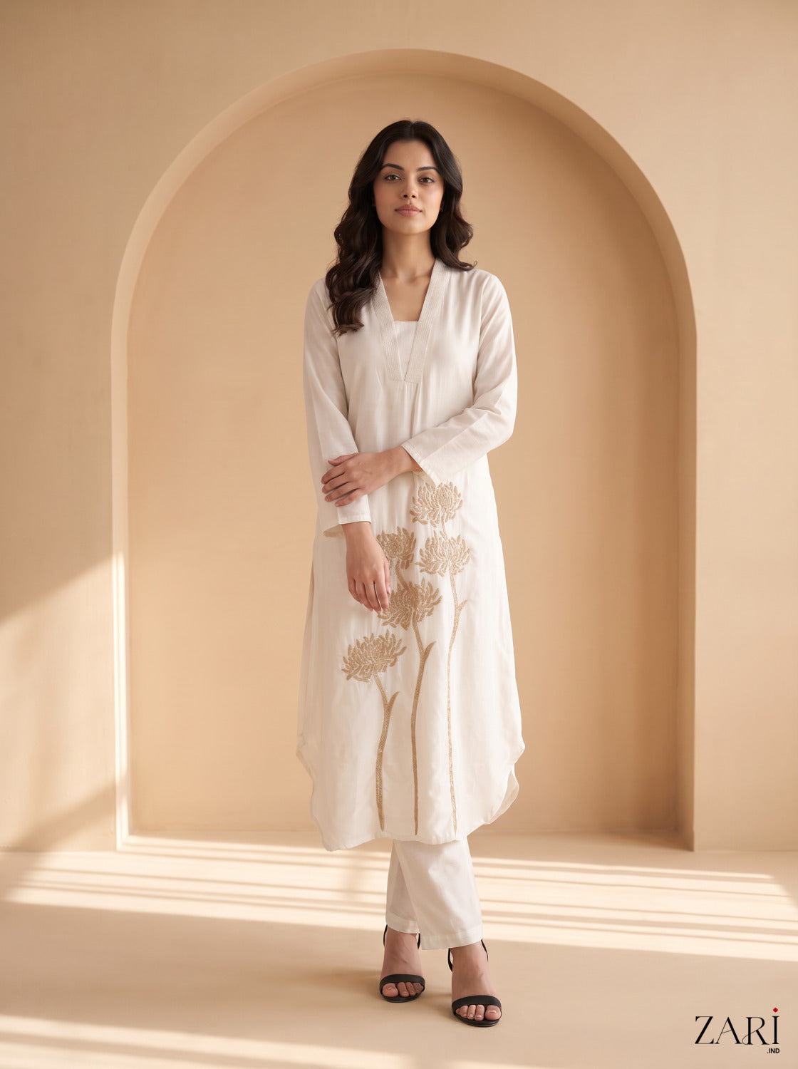 Ivory kurta with golden floral embroidery